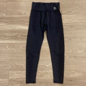 Skywear Threads Legacy Seamless Leggings - SOLD